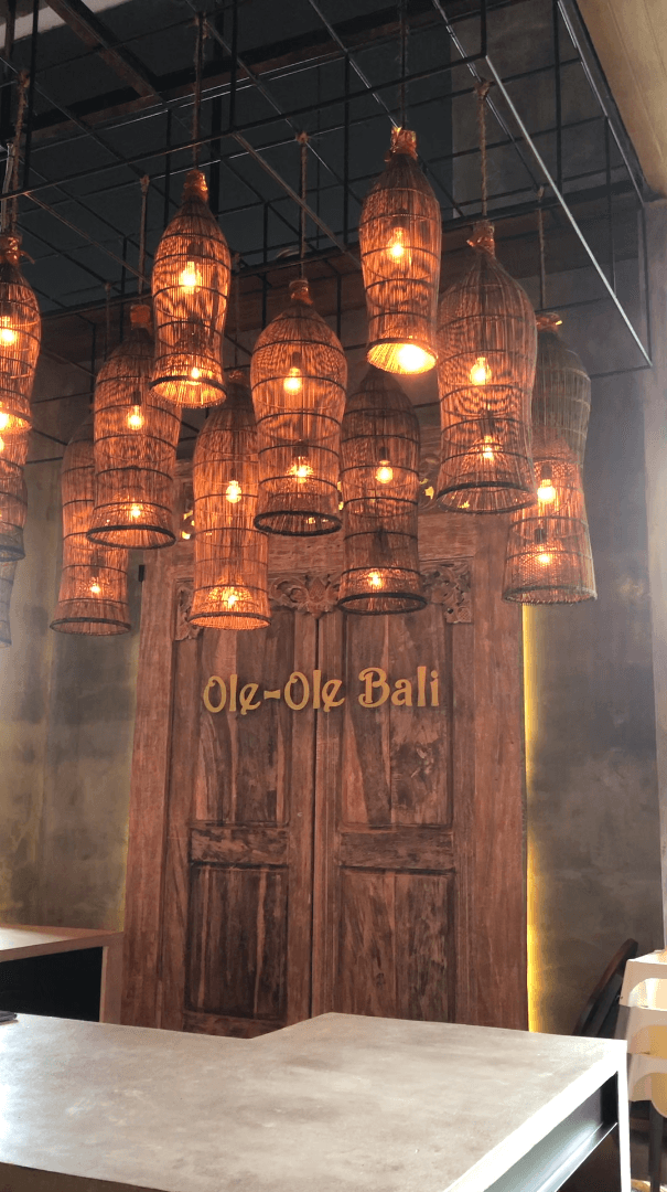 OLE OLE BALI SERVICE CREW